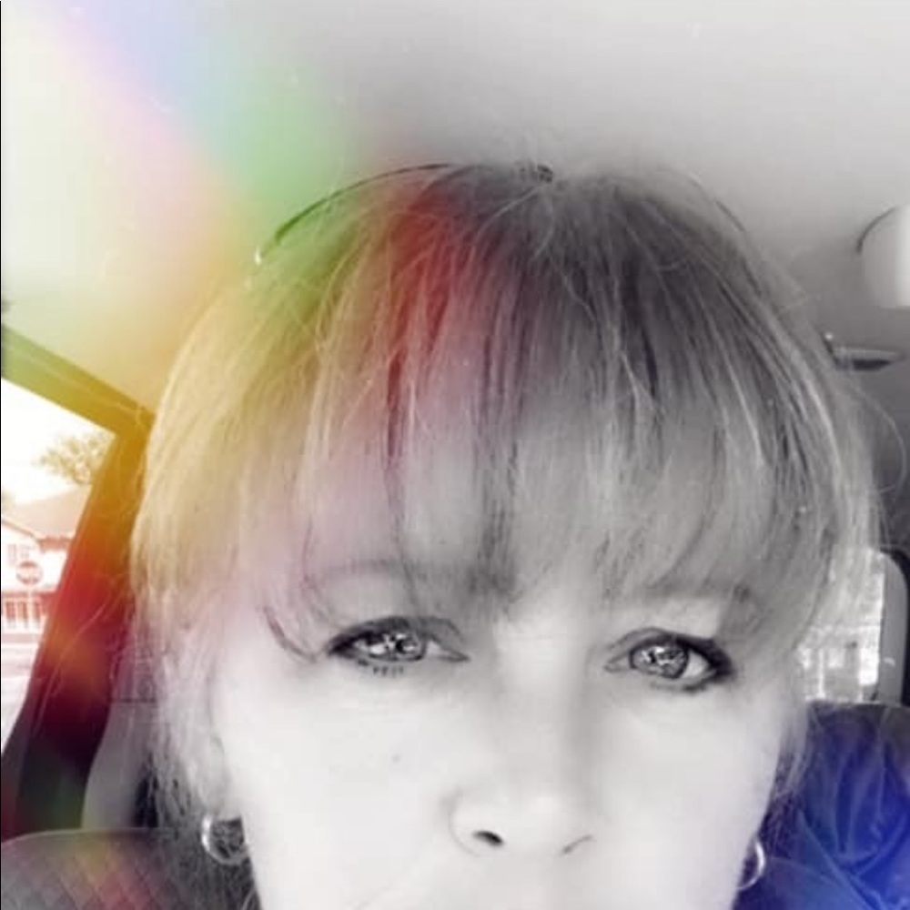 Meet your Posher, Michele